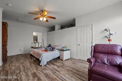 4802 Seterra Bend Durham NC 27712