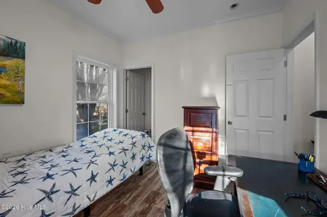 4802 Seterra Bend Durham NC 27712