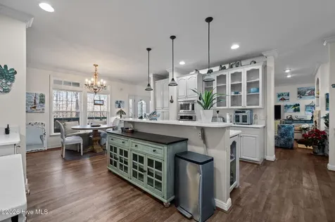 4802 Seterra Bend Durham NC 27712