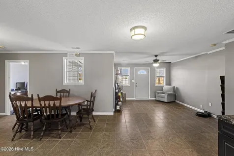 124 Hc Powers Road Wallace NC 28466