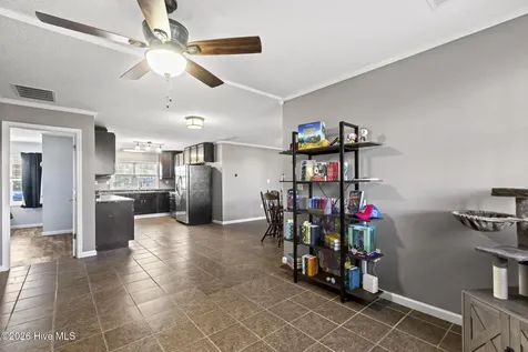 124 Hc Powers Road Wallace NC 28466