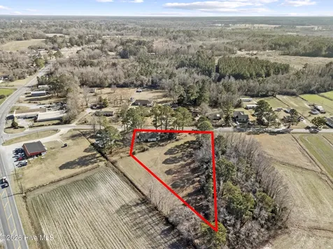124 Hc Powers Road Wallace NC 28466