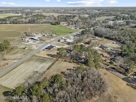 124 Hc Powers Road Wallace NC 28466