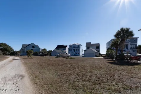 1930 Stone Ballast Way SW Ocean Isle Beach NC 28469
