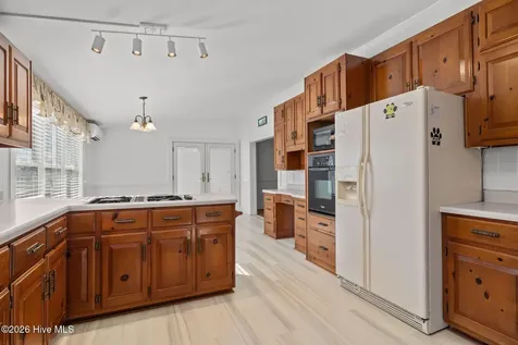 664 Seashore Drive Atlantic NC 28511