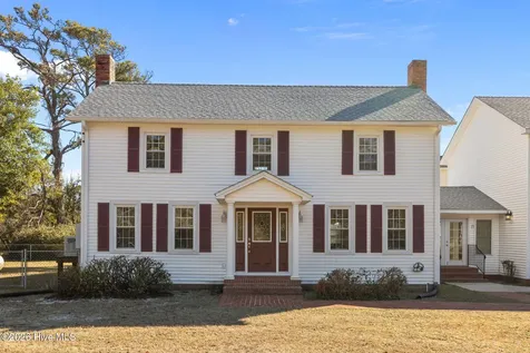 664 Seashore Drive Atlantic NC 28511