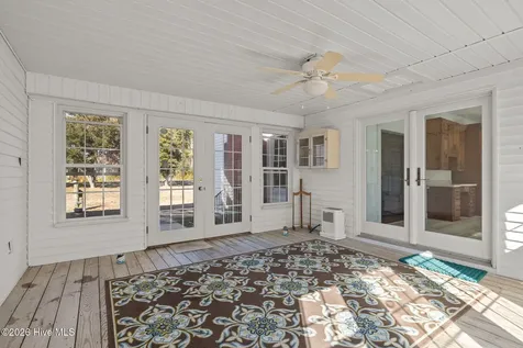 664 Seashore Drive Atlantic NC 28511