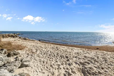 664 Seashore Drive Atlantic NC 28511