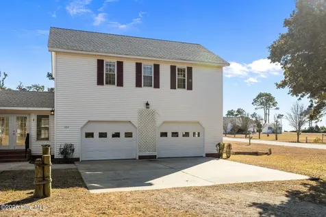 664 Seashore Drive Atlantic NC 28511