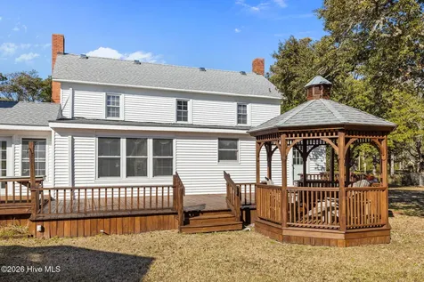 664 Seashore Drive Atlantic NC 28511