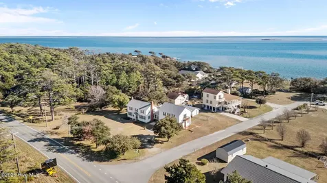 664 Seashore Drive Atlantic NC 28511