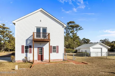 664 Seashore Drive Atlantic NC 28511