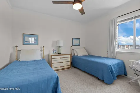 2008 E Fort Macon Road E Atlantic Beach NC 28512