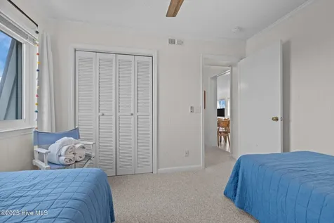 2008 E Fort Macon Road E Atlantic Beach NC 28512