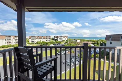 2008 E Fort Macon Road E Atlantic Beach NC 28512