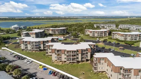 2008 E Fort Macon Road E Atlantic Beach NC 28512