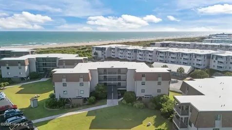 2008 E Fort Macon Road E Atlantic Beach NC 28512