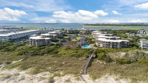 2008 E Fort Macon Road E Atlantic Beach NC 28512