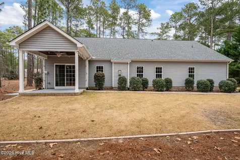 286 Longleaf Drive West End NC 27376