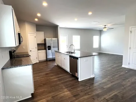 284 Happy Trail Road Aberdeen NC 28315