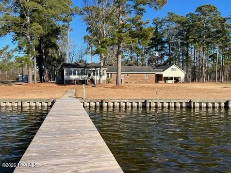 651 Smith Shore Road Belhaven NC 27810