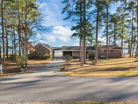 651 Smith Shore Road Belhaven NC 27810