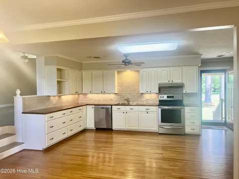 651 Smith Shore Road Belhaven NC 27810