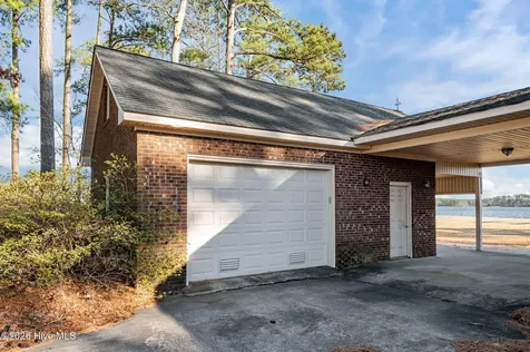 651 Smith Shore Road Belhaven NC 27810