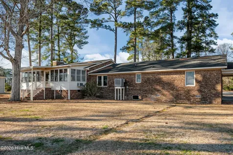651 Smith Shore Road Belhaven NC 27810
