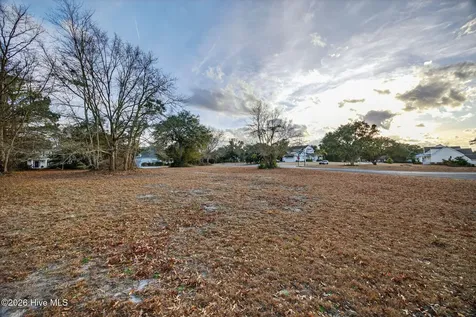 32 Salt Marsh Lane Hampstead NC 28443