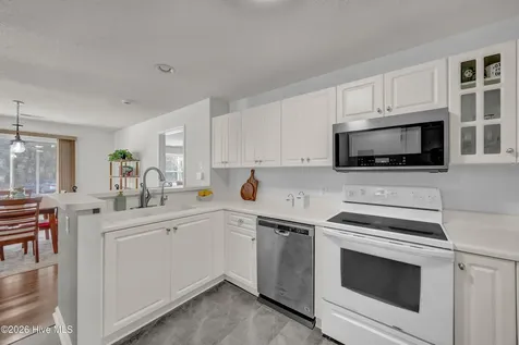 4126 Breezewood Drive Wilmington NC 28412