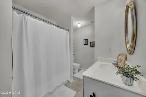 4126 Breezewood Drive Wilmington NC 28412