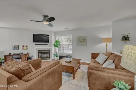 4126 Breezewood Drive Wilmington NC 28412