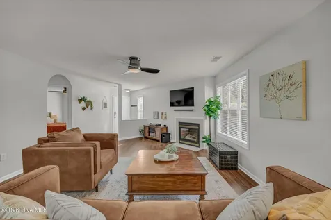 4126 Breezewood Drive Wilmington NC 28412