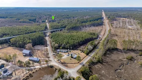 256 Hardesty Loop Road Newport NC 28570