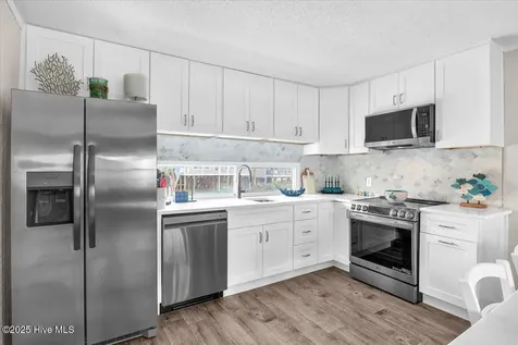 5225 E Beach Drive Oak Island NC 28465