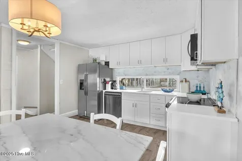 5225 E Beach Drive Oak Island NC 28465