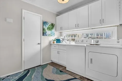 5225 E Beach Drive Oak Island NC 28465