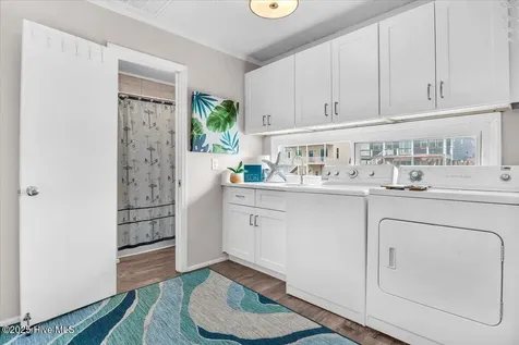 5225 E Beach Drive Oak Island NC 28465