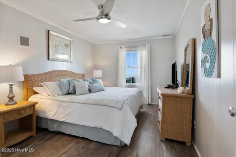 5225 E Beach Drive Oak Island NC 28465