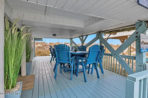 5225 E Beach Drive Oak Island NC 28465