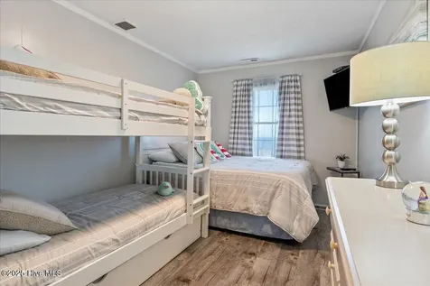 5225 E Beach Drive Oak Island NC 28465
