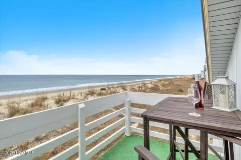 5225 E Beach Drive Oak Island NC 28465