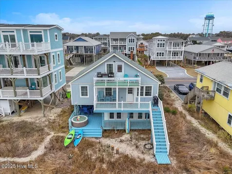 5225 E Beach Drive Oak Island NC 28465