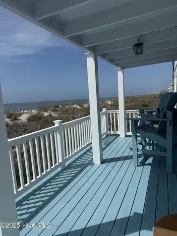 5225 E Beach Drive Oak Island NC 28465