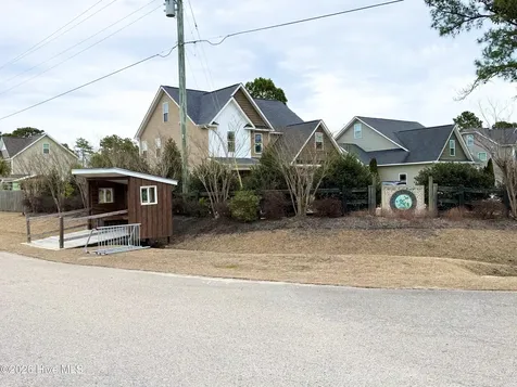 206 Cheswick Drive Holly Ridge NC 28445