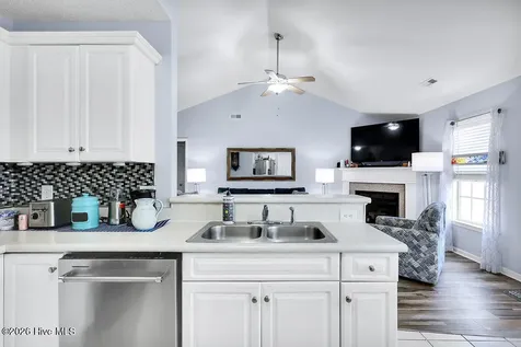 4911 Beech Tree Drive SE Southport NC 28461