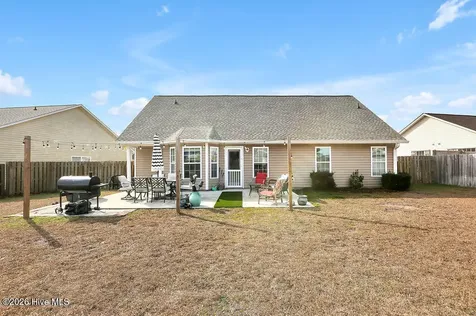 4911 Beech Tree Drive SE Southport NC 28461