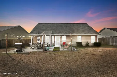 4911 Beech Tree Drive SE Southport NC 28461