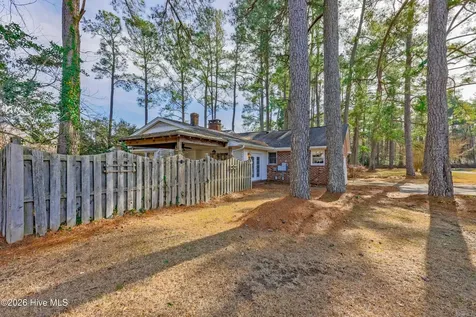 110 Annie Faye Norris Lane Teachey NC 28464